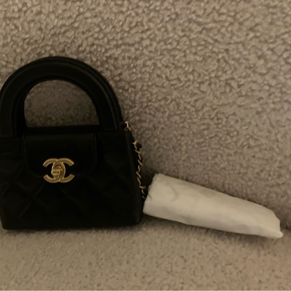 Brand New Chanel Nano Kelly Mini Black Quilted Leather Handbag - Picture 3 of 14